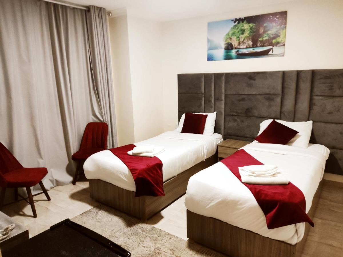 Golden Plaza Hotel Amman Buitenkant foto
