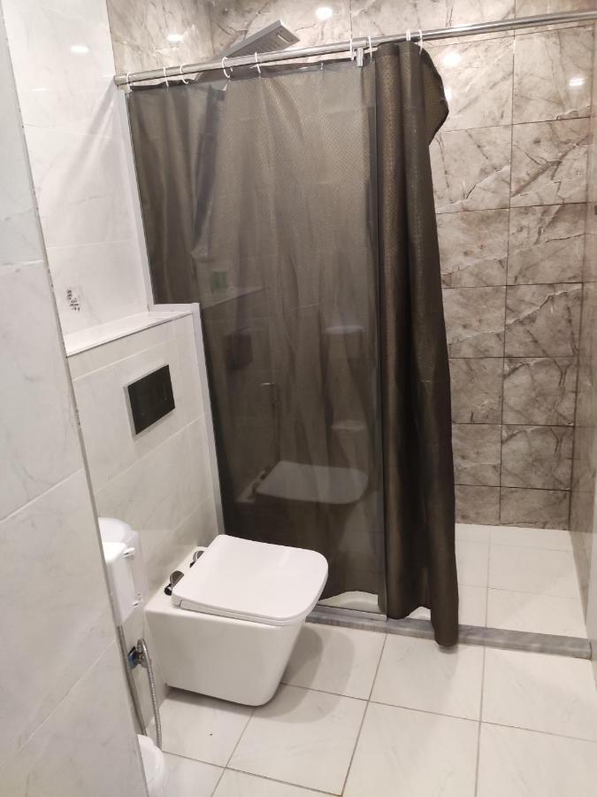 Golden Plaza Hotel Amman Buitenkant foto